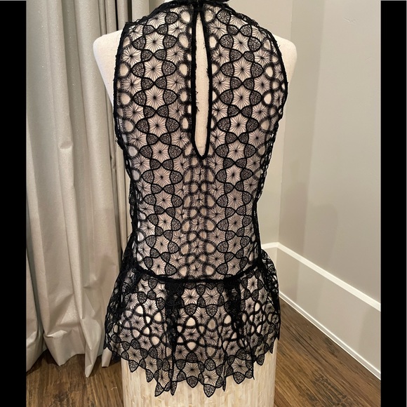 BRAND NEW W/TAGS GORGEOUS BLACK LACE ZARA SLEEVELESS TOP! 😍 - Picture 2 of 10
